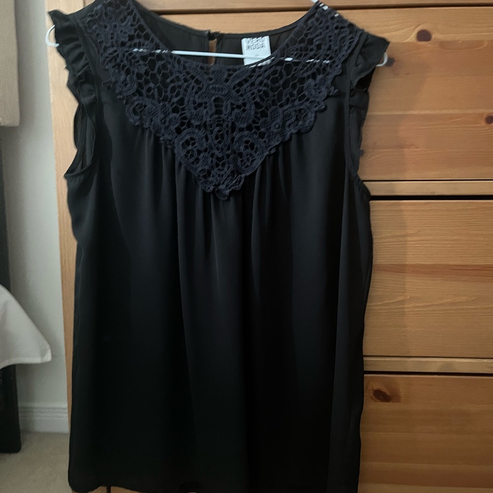 VERO MODA Black Lace Detail Top